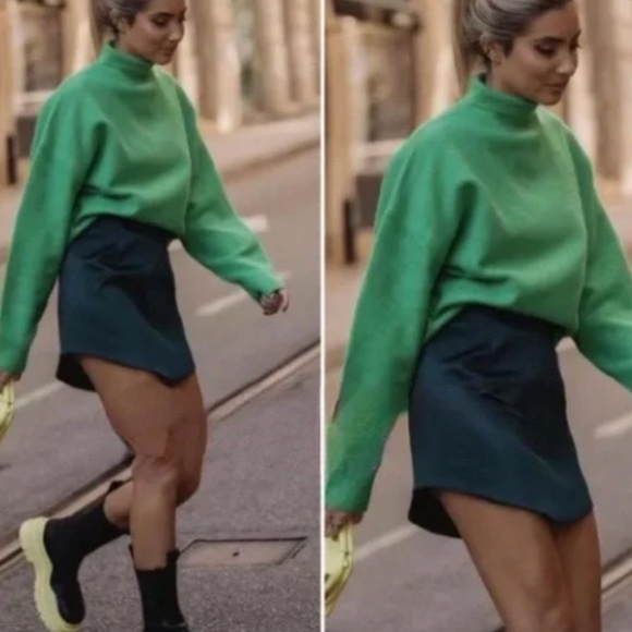 NWT Zara Satin-Effect High-Waisted Mini-Skirt - Picture 9 of 9